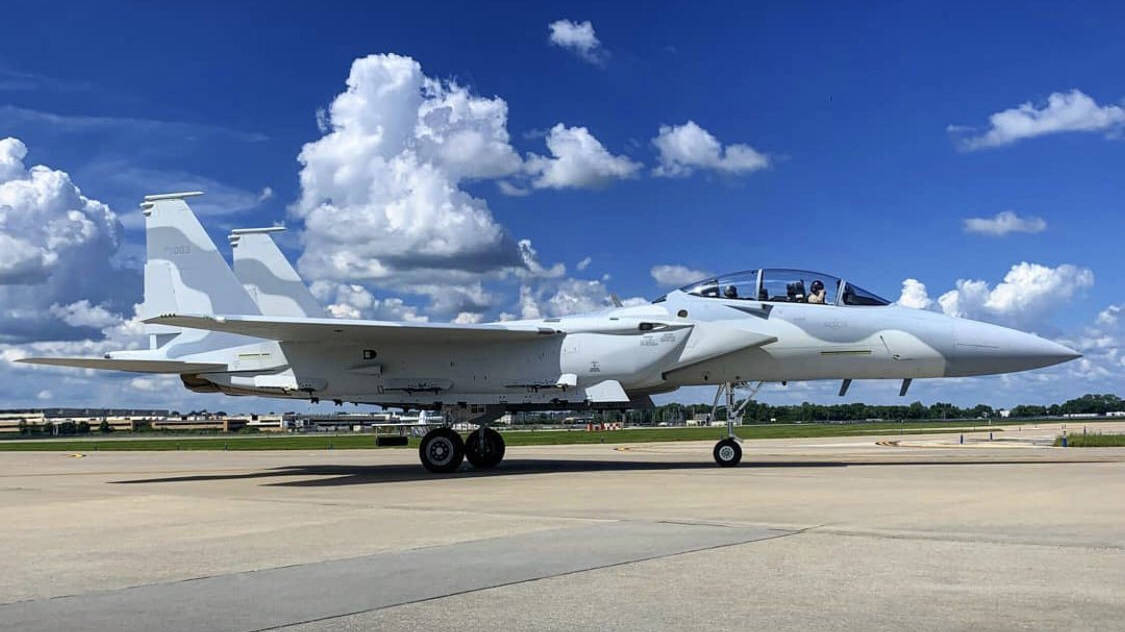 f-15qa神鸟战斗机正式交付,卡塔尔如虎添翼,小国也能有大空军_合同