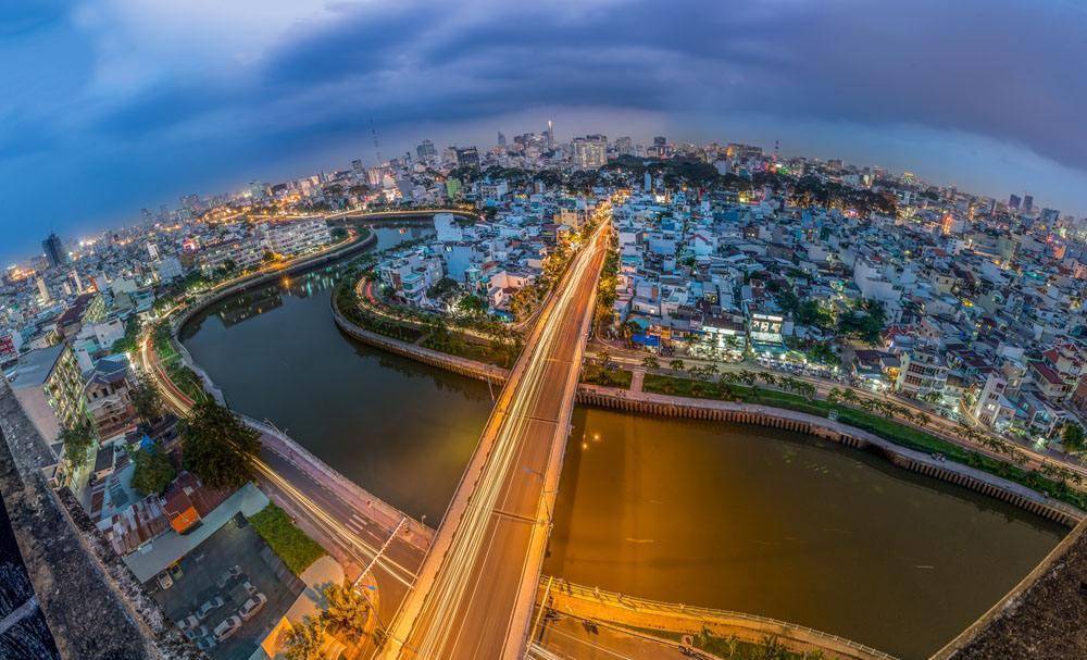 原创越南最发达的胡志明市,相当于中国的哪个城市?答案其实是这样