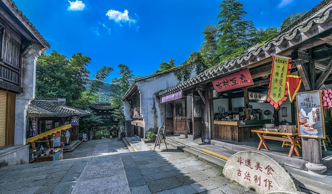 江苏海拔最高的古村,乘坐地轨仅需1分钟,全村环境宛如