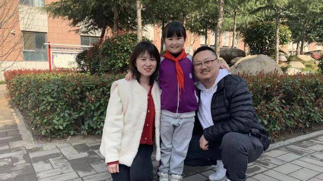 年仅8岁参演你好李焕英剧组最小女演员网友宝藏女孩