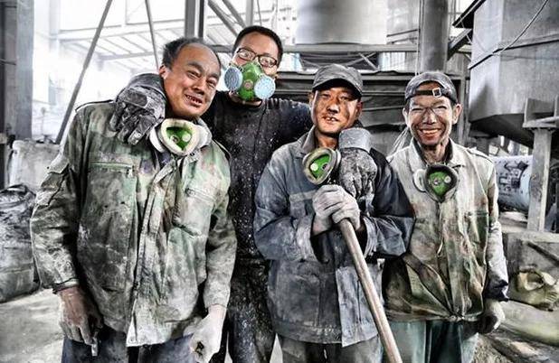517万农民工撤离工地!平均年龄约42岁,农民工真的要消失了吗?