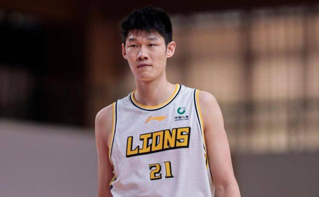 多名主力新星为交易筹码广东队为得到胡金秋不惜任何代价