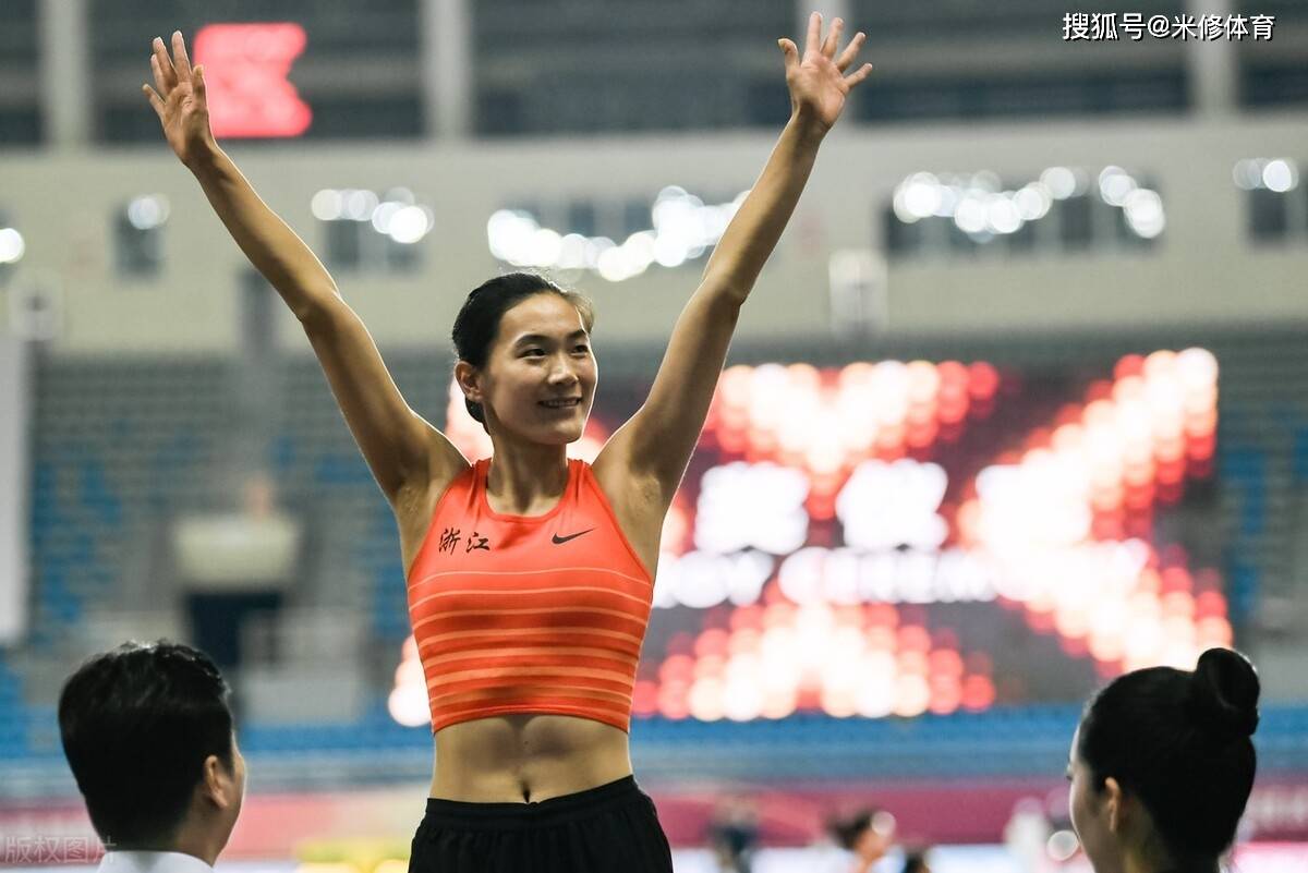 谢震业女友宣布退役!曾是中国跳远一姐,纪录保持12年无人超越