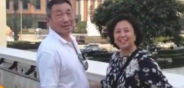 原创62岁老戏骨杜源:和老婆青梅竹马,结婚36年恩爱仍如热恋