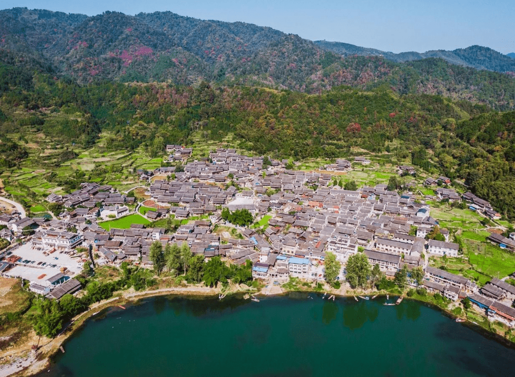 原创湖南一座百年古村,有"江南第一村"的美誉,景色宜人历史悠久