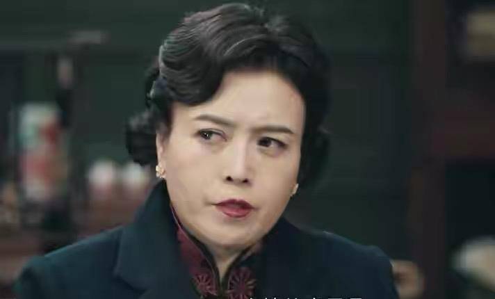 原创霞光一部轻喜剧的谍战片好笑到爆要论演技甄精细他最妙