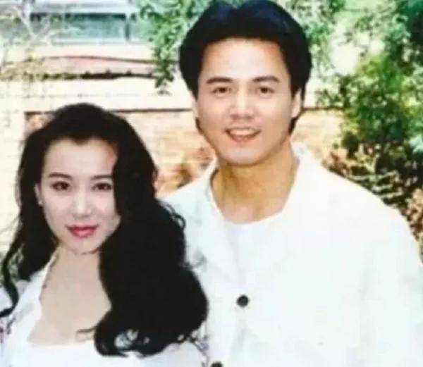 被岁月反复摩擦的男明星沙溢沈腾都不算啥,林瑞阳年轻