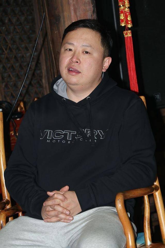 原创阎鹤祥事业感情双困局不想换搭档找老婆粉丝说他要求很高