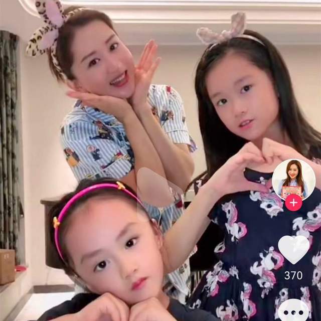 她是《外来媳妇本地郎》中容易被忽略的美女,却被观众