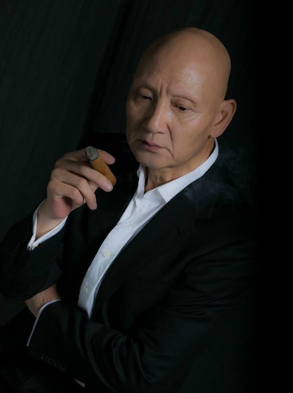 杜玉明:调侃自己脑袋进化得早,计春华见他第一面就想