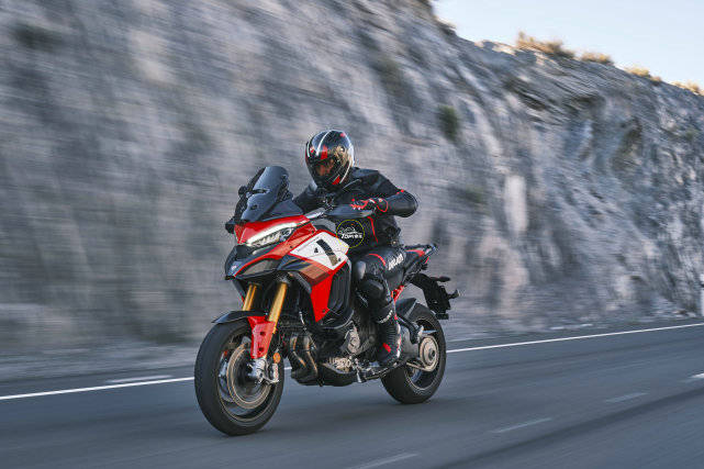 最强运动adv 杜卡迪multistrada v4派克峰版来了_搜狐汽车_搜狐网