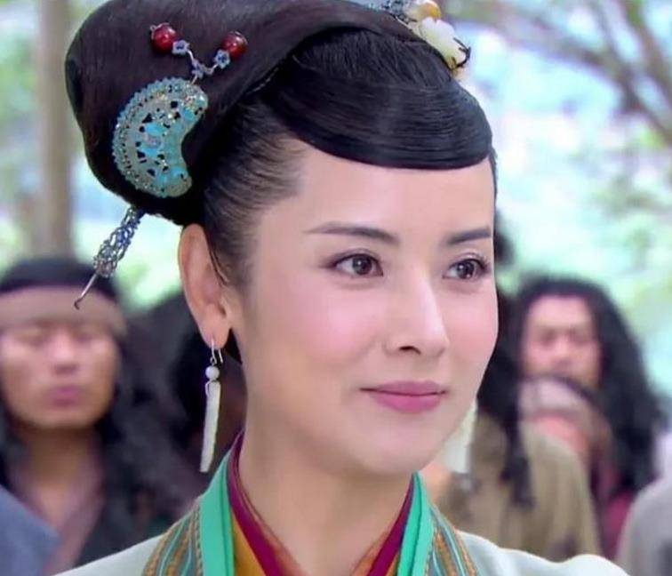 和《陈情令》导演合作,45岁参演《长歌行》,如今孩子4岁了_杨明娜