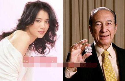 袁咏仪的激荡情史,曾经错爱已婚富商,如今被张智霖宠成公主