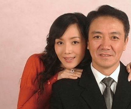 39岁净身出户只剩600块,和史兰芽相恋5年,性子火爆的巍子如今怎样!