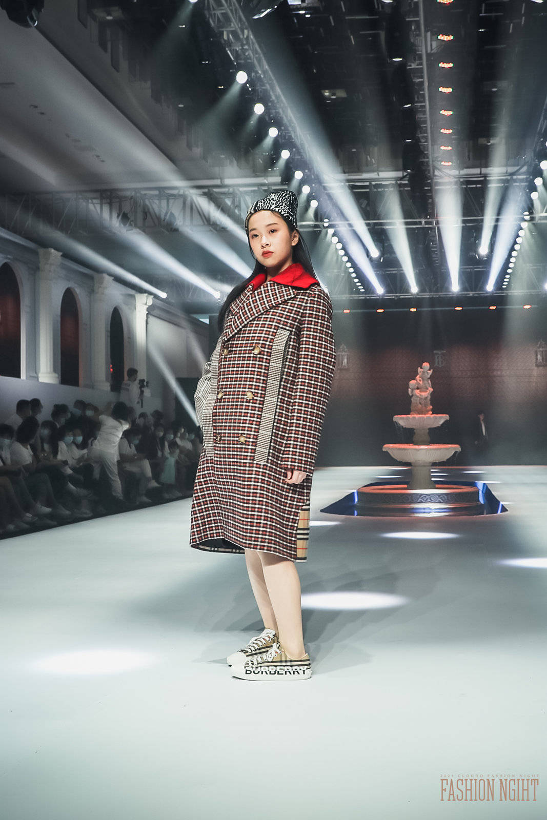 fashion优雅系人气女神刘笑言