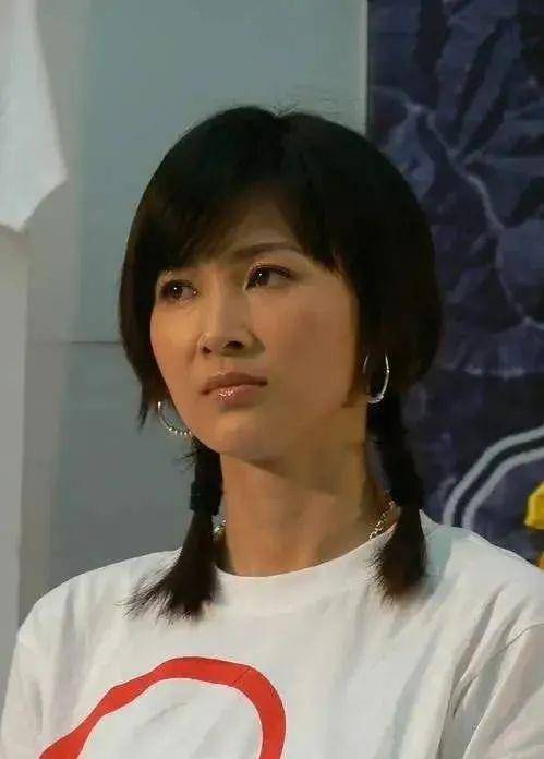 原创还记得《亮剑》里的敢爱敢恨的护士"田雨"童蕾吗?