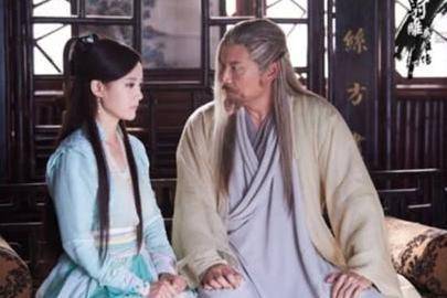 他是金庸小说的全能型人才,但不是一个好师傅好丈夫