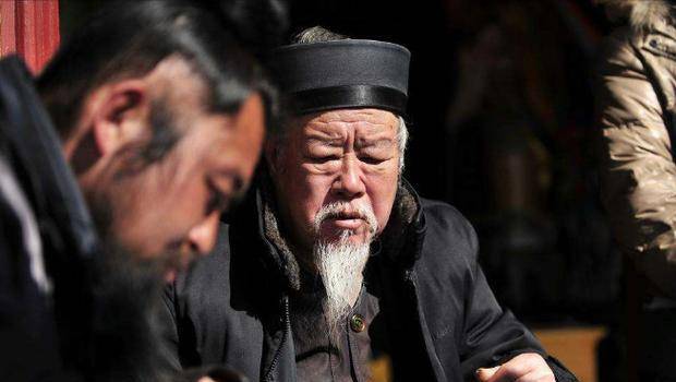 为什么算命先生不认识你,却知道你家几口人?看完再也不会被骗了