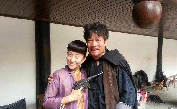 扮演张陆正的是鲍大志,是著名影视演员,参演了多部作品,除了电视剧