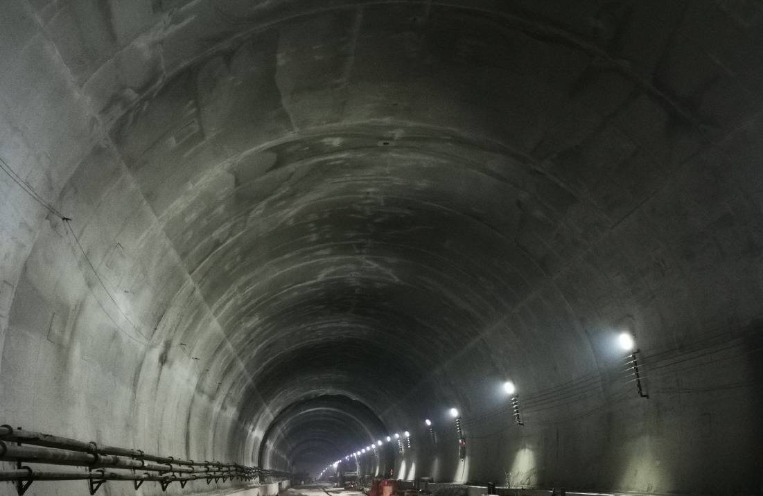 解析京张城际铁路的新八达岭隧道:设计为250公里,隧道