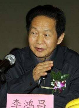 李鸿昌在剧中一人分饰七角,有"渔翁,黑狐精,多目怪,驿丞,大臣,接引