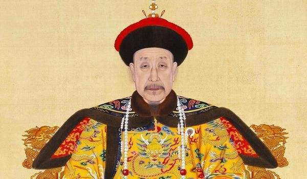 子辰说:克勤郡王岳托确实是爱新觉罗家族第三代成员中的佼佼者,他与肃