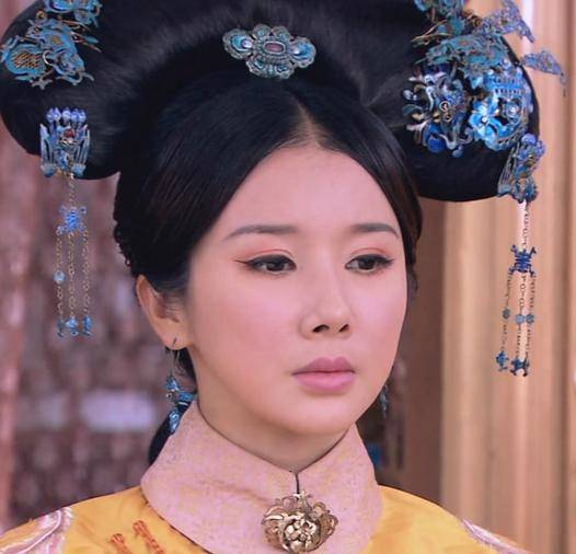当网红脸美人遇到一群古典美人颜值差距就出来了