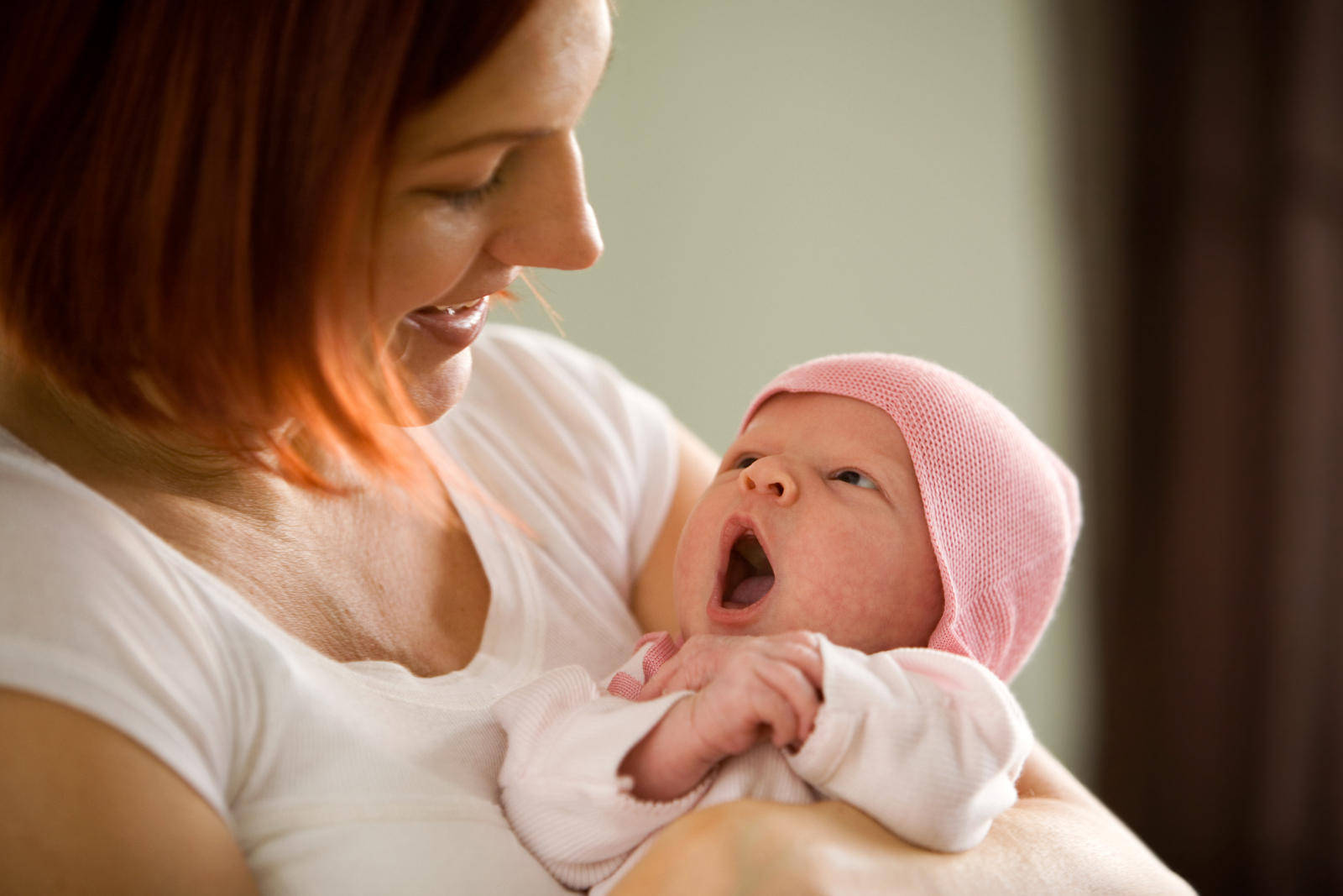 哺乳期恢复月经,和结束之后才恢复,对新生儿和宝妈各有啥影响？
