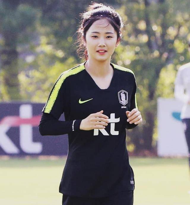 颜值担当,韩国足坛第一美女,在中国她会成为网红,无缘