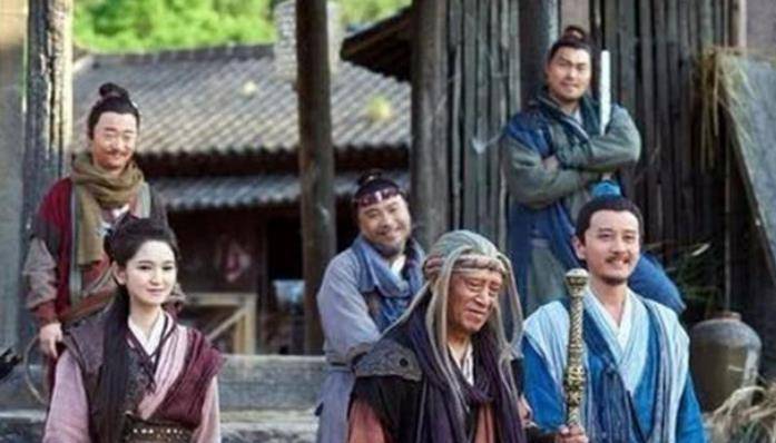 第三次出场是出现在杨铁心和包惜弱的情节中,那时丘处机和鬼门龙王沙
