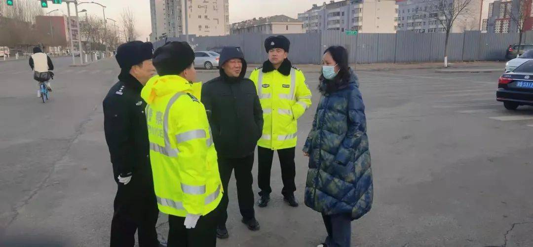 【大同市交警支队】杜小军支队长调研指导大同市实验小学周边交通安全