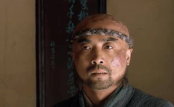 此人是八十万禁军教头之妻,被骗上梁山,成了呼延灼