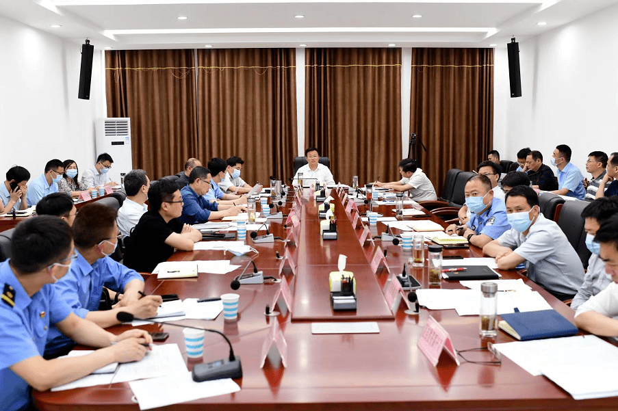 4月12日,柴桑区委书记盛炜,区委副书记,区长潘光调度推进高铁新区开发