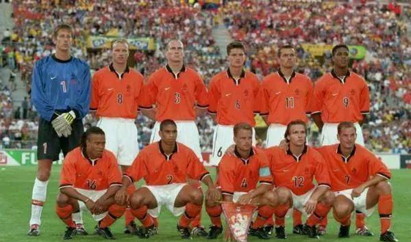 98年世界杯巴西对荷兰主力阵容_荷兰 主力阵容_荷兰国家队主力阵容