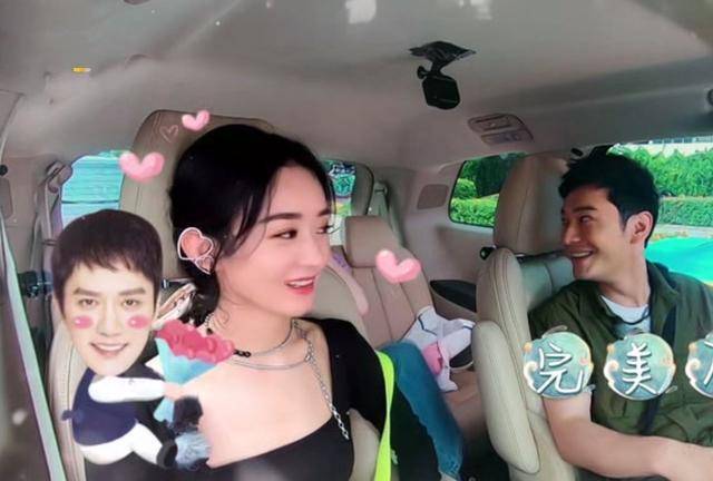 原创赵丽颖中餐厅秀恩爱黄晓明提起冯绍峰满脸通红喊baby回击
