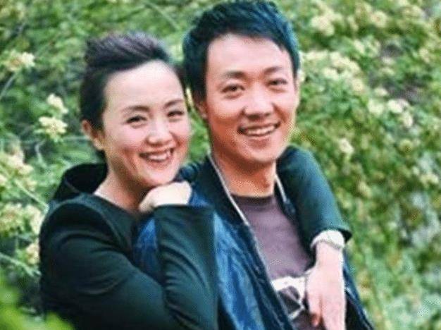 国家一级演员辛柏青,结婚26年从不沾花惹草,老婆是