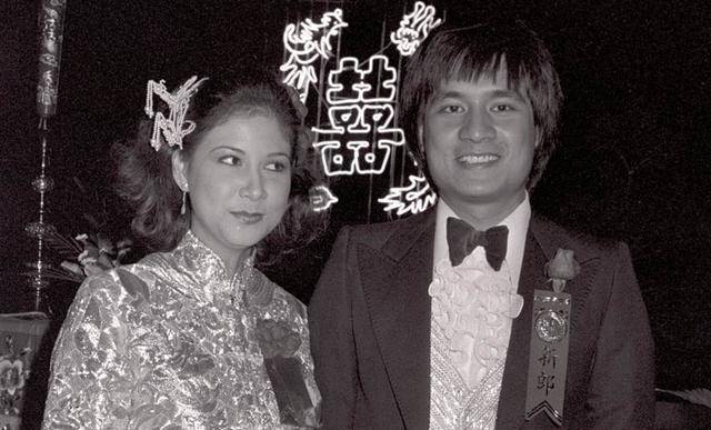 甄妮只有一段婚姻,虽然和前夫傅声仅结婚5年,却用一生去守护两人的