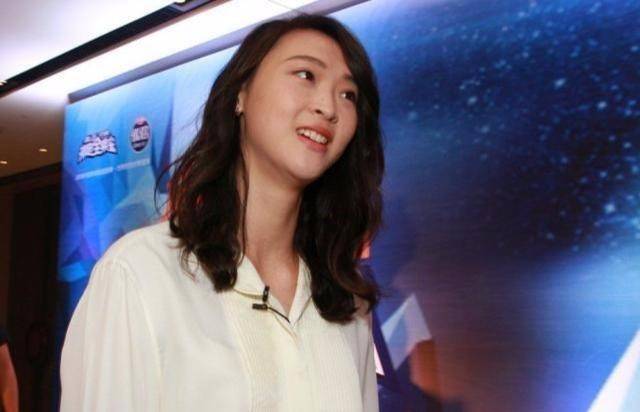 俄罗斯最美女排选手长相清纯美过惠若琪因一点不足而无奈退役