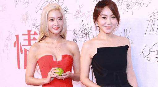 闫妮与国外第一美人同框虽然闫妮比她大15岁可一点也没输