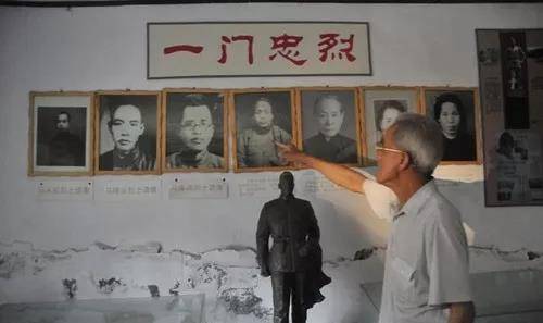 原创马耀南满门忠烈的书生司令37岁殉国徐向前亲自为墓碑题词