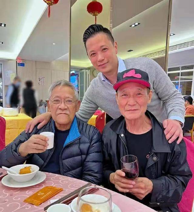 他曾称霸整个尖沙咀,还是李小龙的至交好友,一生比电影还精彩_陈惠敏