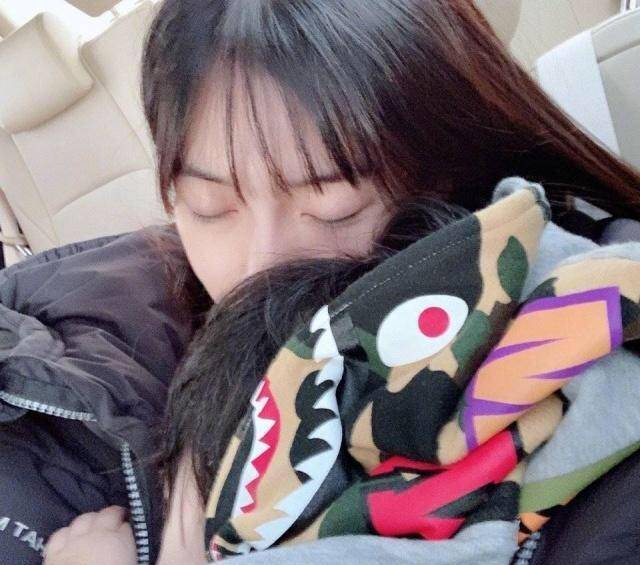 海绵出生的时候就有意保护孩子不被曝光,所以大家都很好奇孩子的长相
