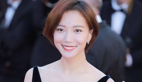 妹妹是当红演员,姐姐数次上春晚,两人是亲姐妹却少有人知道_王楚函_王