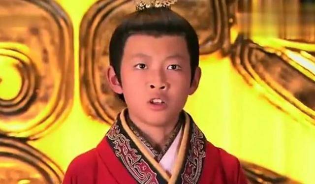 张嫣皇后11岁被迫嫁给舅舅,一生无子嗣,死后净身时才