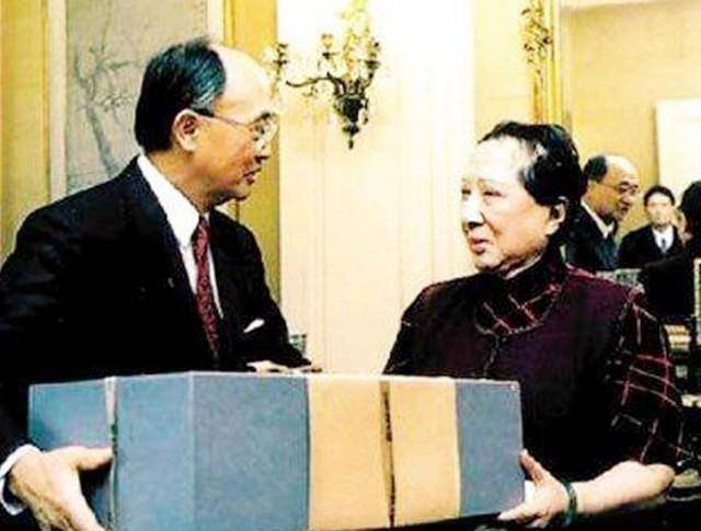 离婚后的孔令仪又认识了第二任丈夫黄雄盛,是一个驻美空军武官,两人于