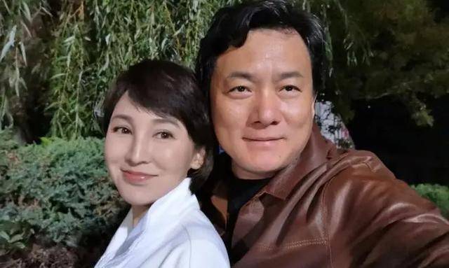 原创岳丽娜患病不舍丈夫独自一人连生3胎郭靖宇把妻子当御用女主