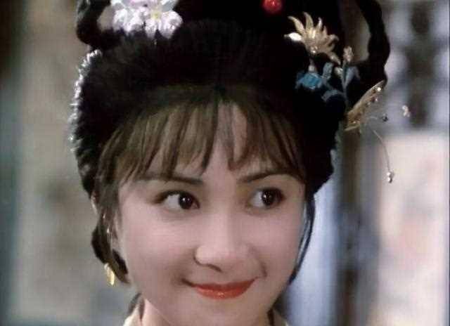 我国大陆10大美女个个娇俏美丽楚楚动人你最喜欢谁