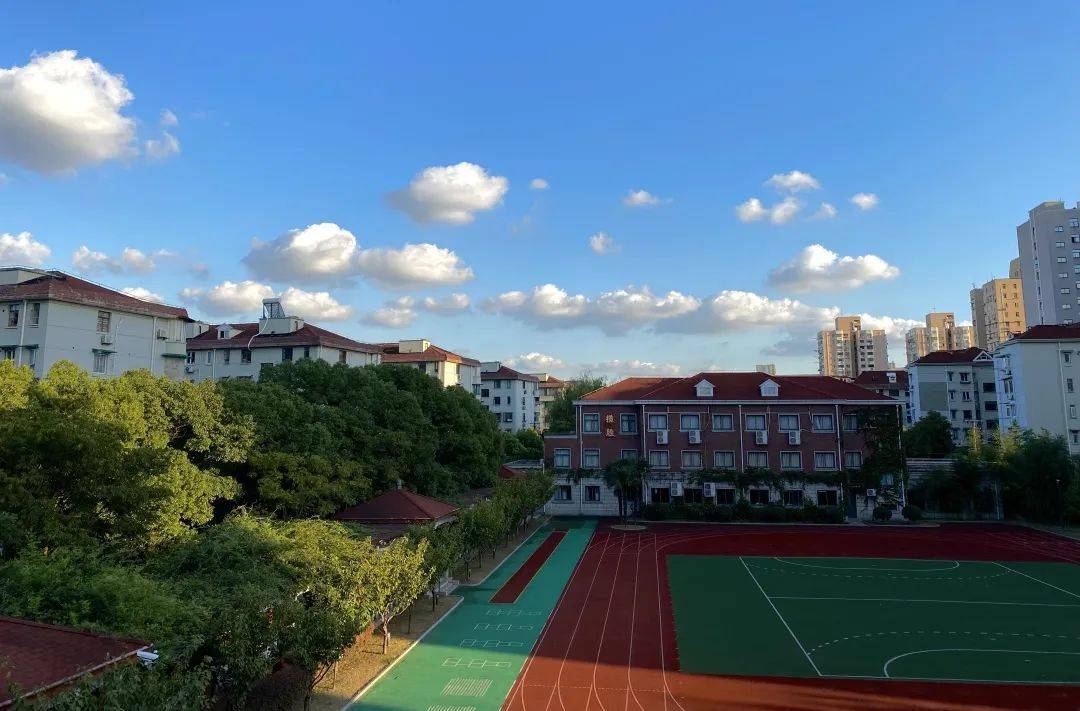 上海市存志附属宝山实验学校(暂名)均享受市实验性示范性高中相关政策