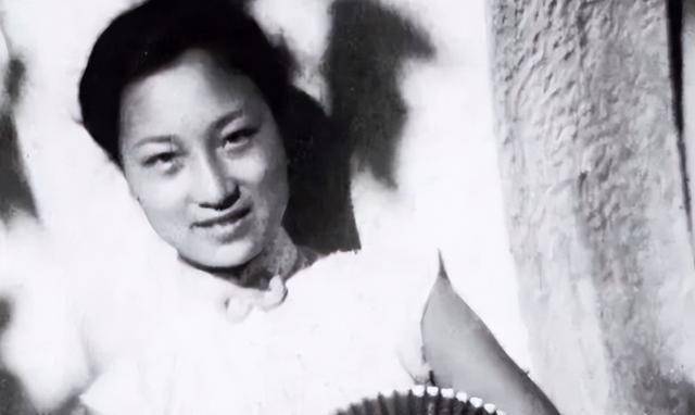 《南征北战》的高营长:受尽猜疑无奈自杀,妻子死后