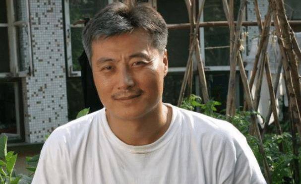 原创励志演员任程伟曾经也当过龙套演员如今对妻子与孩子更好